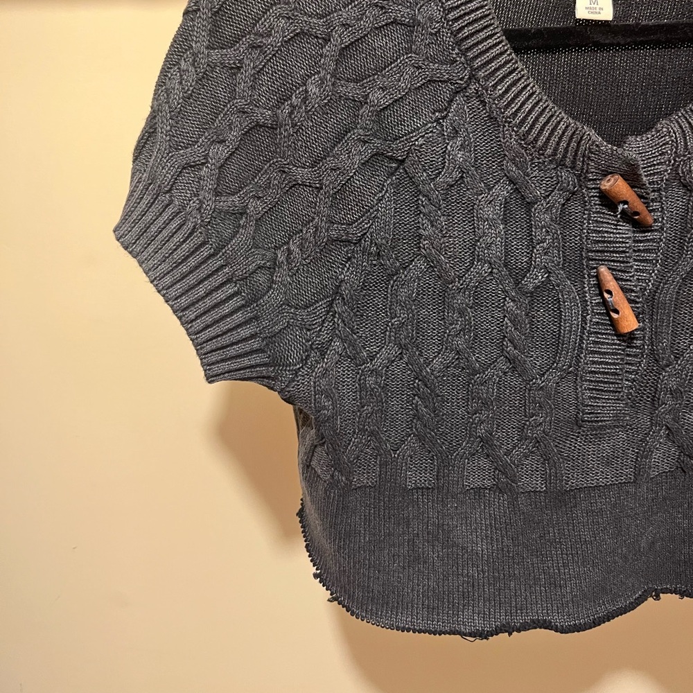 KNIT CROP TOP!!
